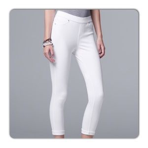 Simply Vera Vera Wang White Cuffed Capri Legging
